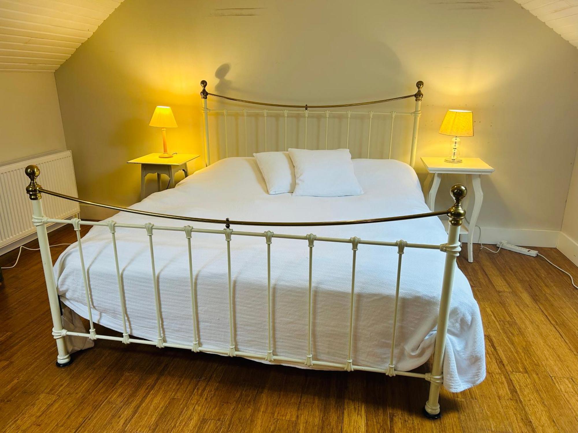 Glastonbury Festival En-Suite Studio With Kitchenette - 2 Miles To Site Buitenkant foto