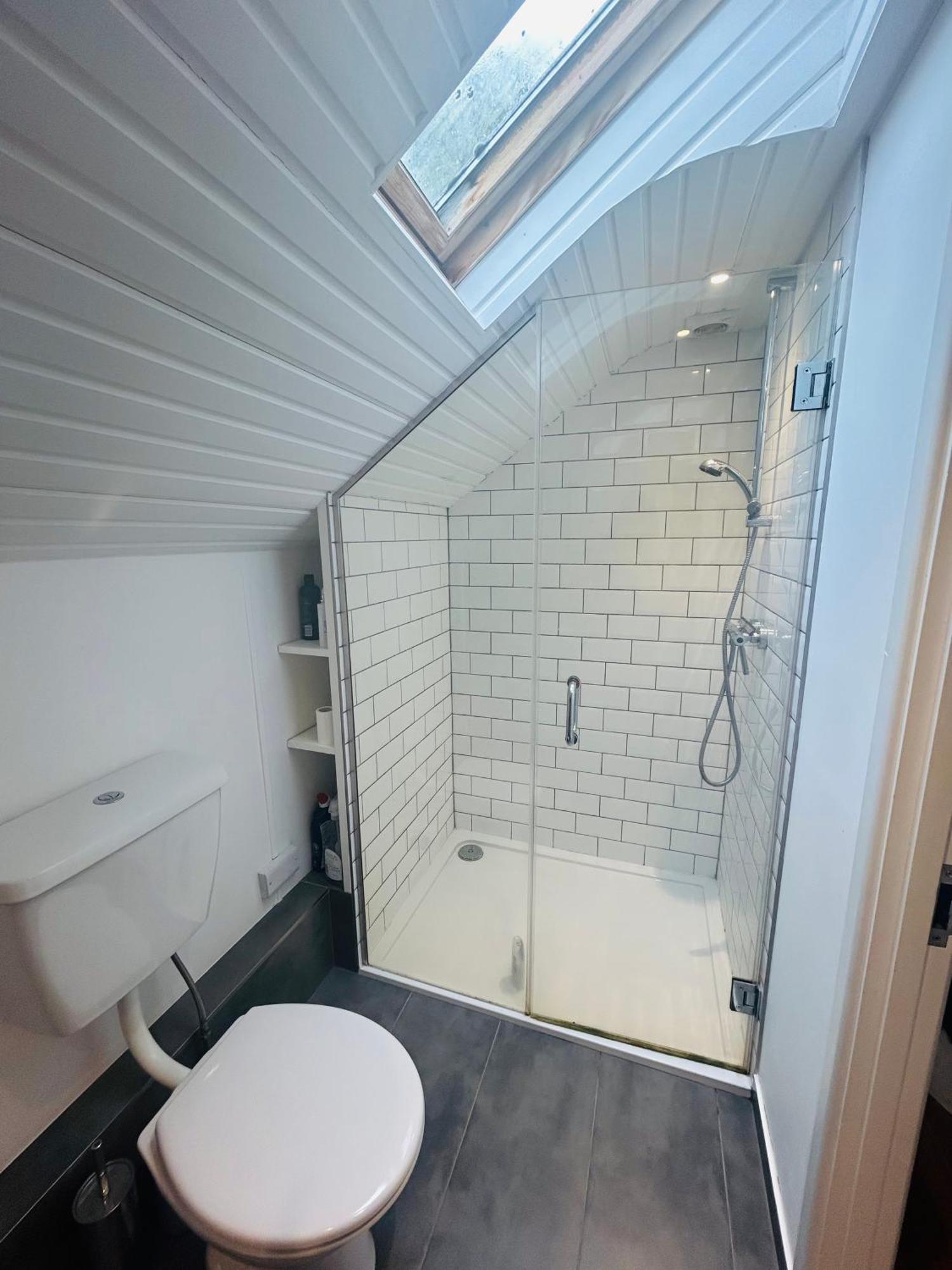 Glastonbury Festival En-Suite Studio With Kitchenette - 2 Miles To Site Buitenkant foto