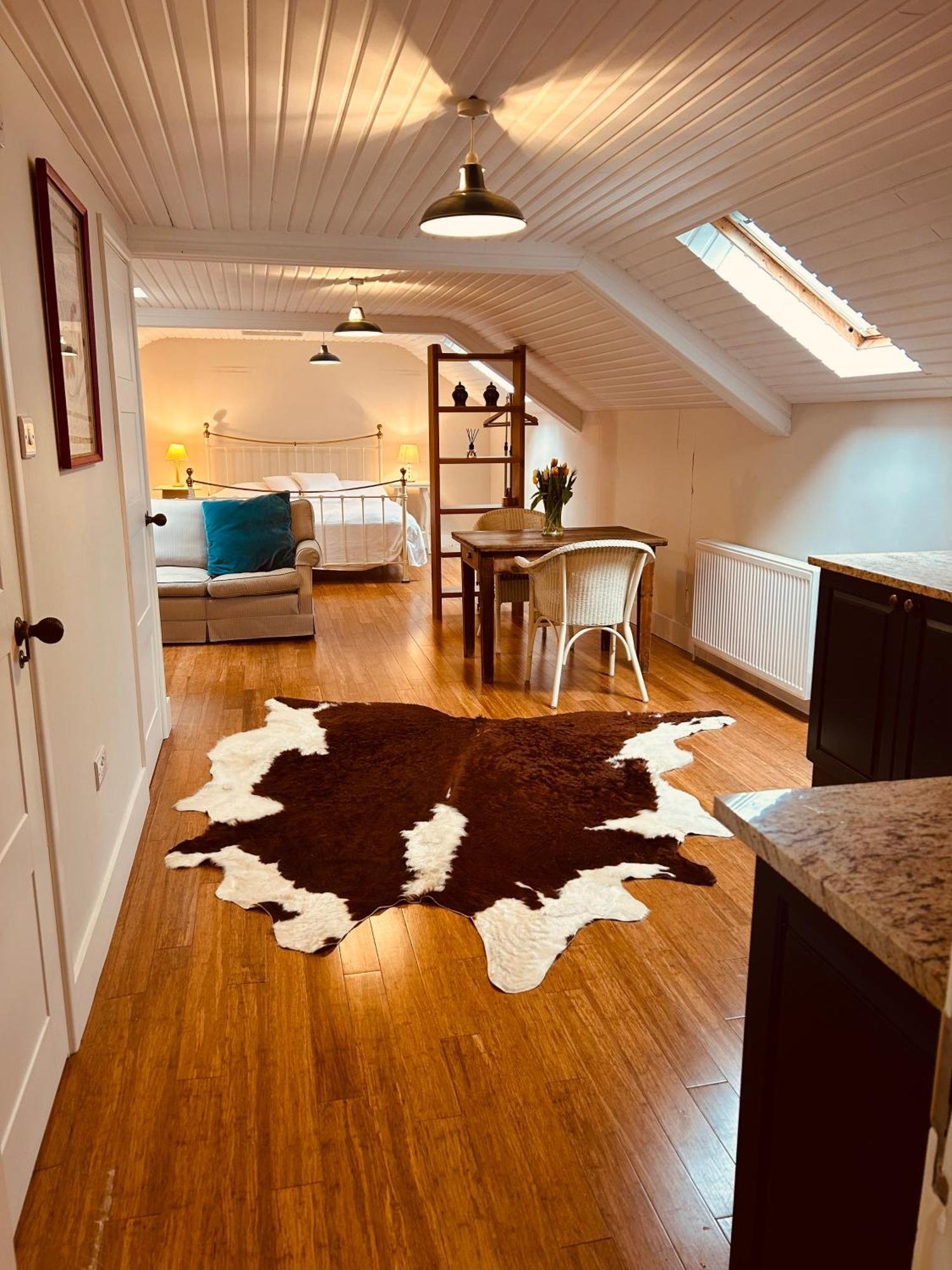 Glastonbury Festival En-Suite Studio With Kitchenette - 2 Miles To Site Buitenkant foto