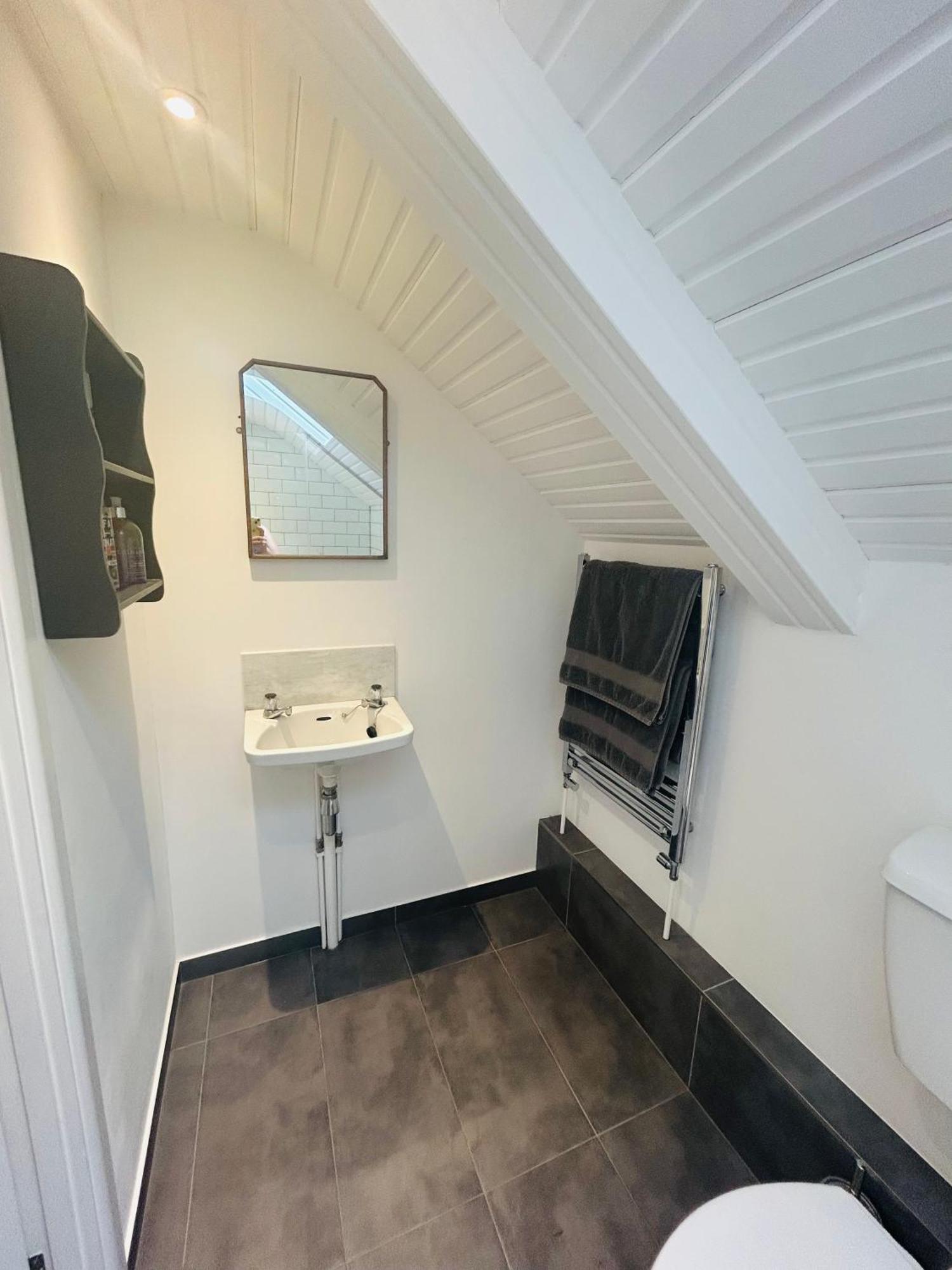 Glastonbury Festival En-Suite Studio With Kitchenette - 2 Miles To Site Buitenkant foto